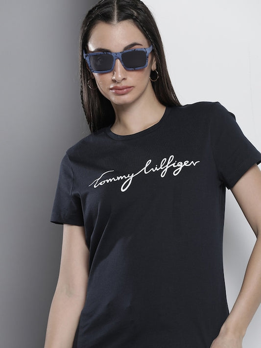Iconic Logo Tees- T0mmy H!lfiger Women's T-Shirt