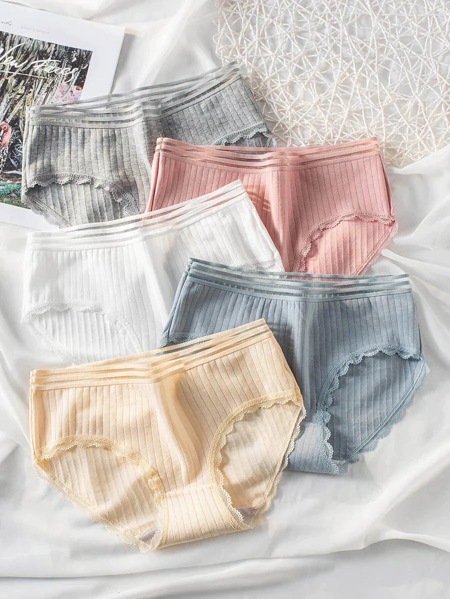 Premium Imported Underwear - Women Pack Of 4 Briefs