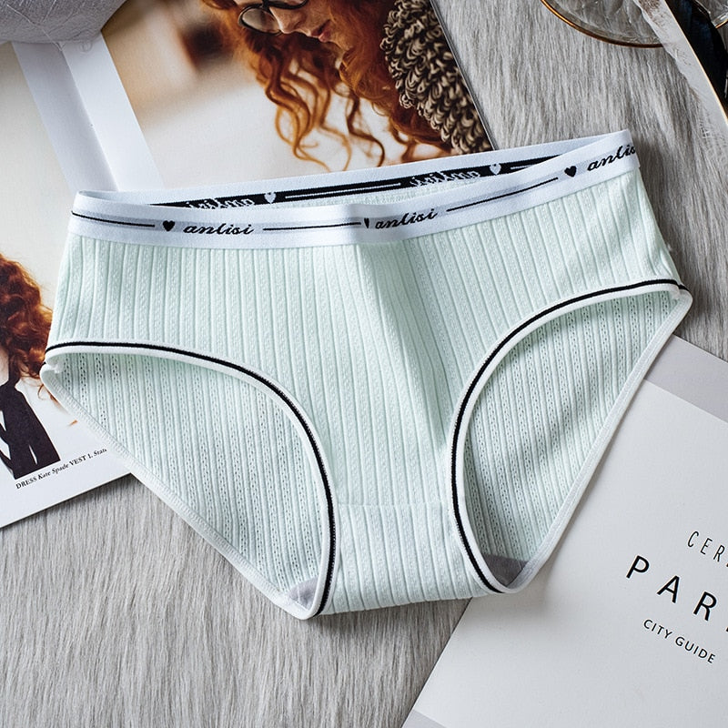 Premium Imported Underwear - Women Pack Of 4 Briefs
